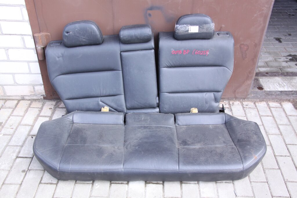 Сидіння Задні повні шкіряні чорні Subaru Outback (BP) 2003-2009 (60251) від компанії Автозапчастини б/в для японських автомобілів - вибирайте Razborka6062 - фото 1