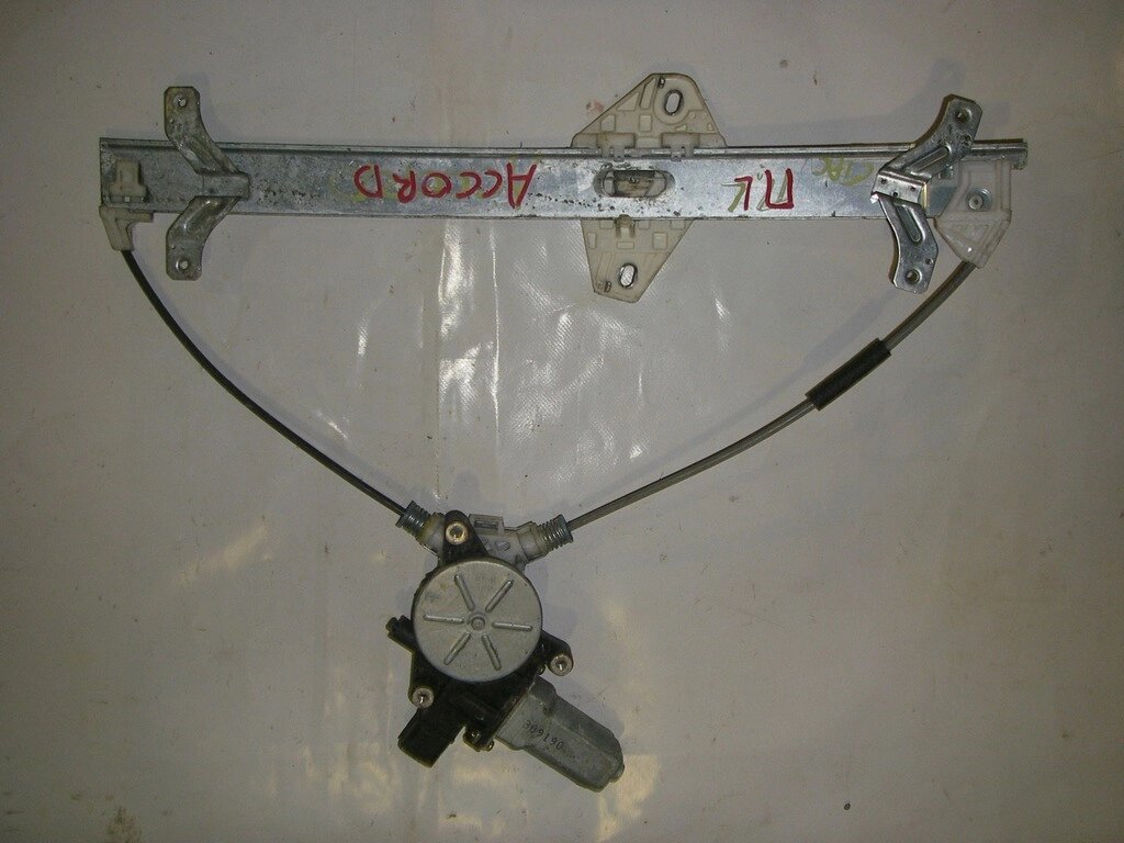 Склопідйомник передній лівий у зборі Honda Accord (CL/CM) 2003-2008 72250SEAG01 (4765) від компанії Автозапчастини б/в для японських автомобілів - вибирайте Razborka6062 - фото 1