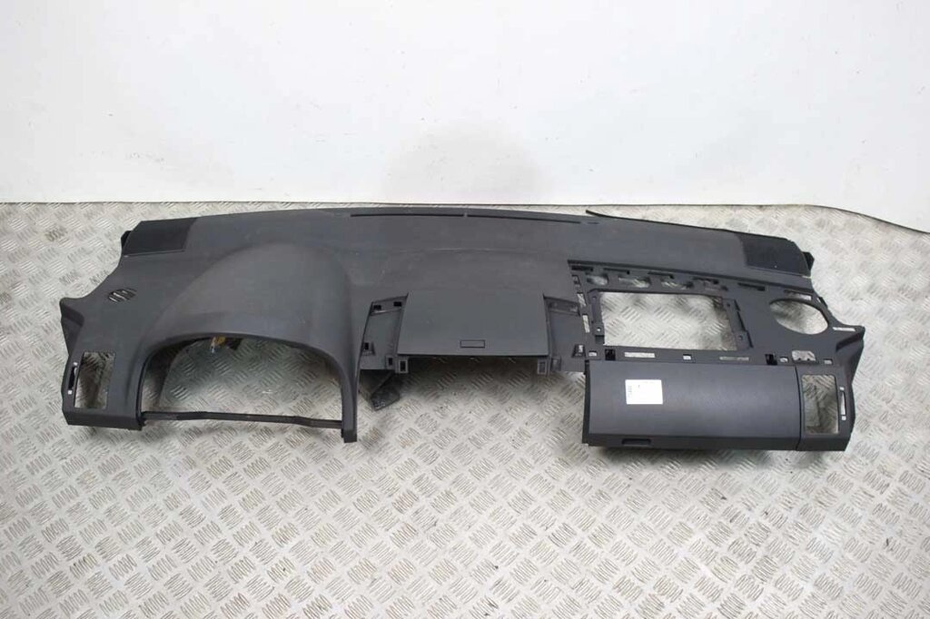 Торпедо без подушки Toyota Corolla Verso 2004-2009 553020F010 (73488) від компанії Автозапчастини б/в для японських автомобілів - вибирайте Razborka6062 - фото 1