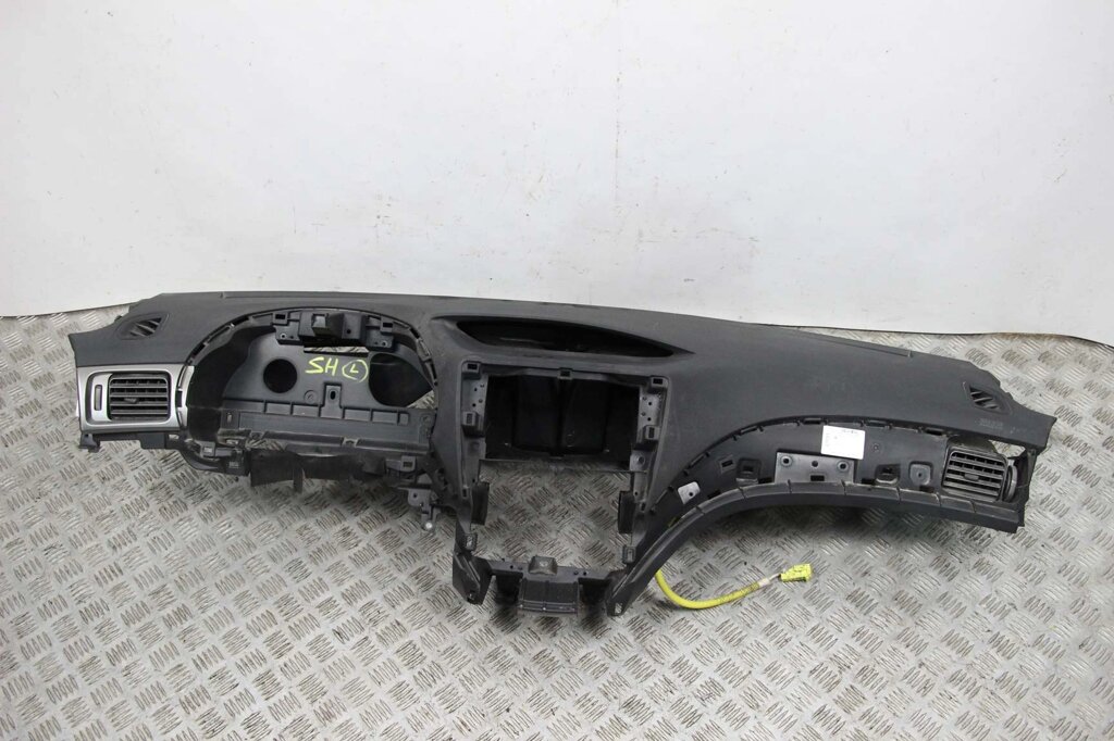 Торпедо з Subaru Forester (SH) 2008-2012 (61681) від компанії Автозапчастини б/в для японських автомобілів - вибирайте Razborka6062 - фото 1