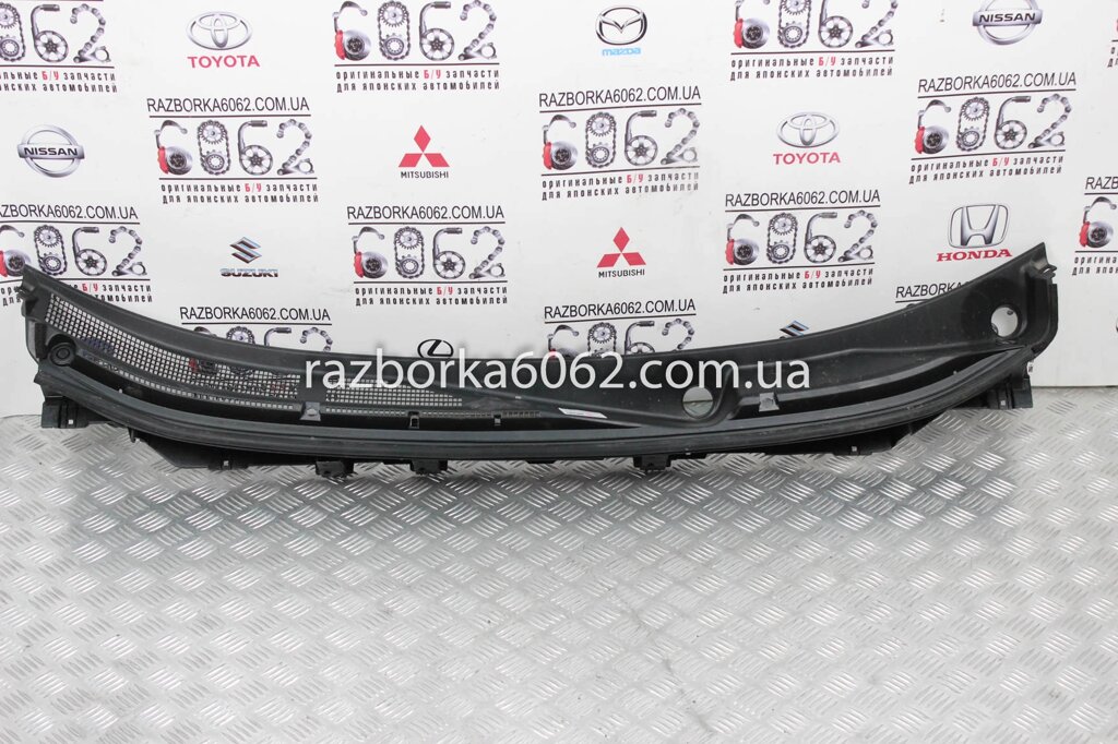 Жабо під лобове скло ( пластик ) права частина 17- Nissan X-Trail (T32-Rogue) 2014- 668624CC0A (34411) від компанії Автозапчастини б/в для японських автомобілів - вибирайте Razborka6062 - фото 1