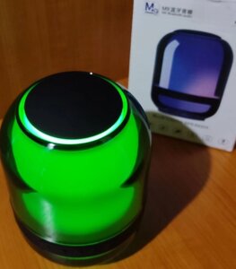 Мощная блютуз колонка з підсвіткою, Fm радіо.