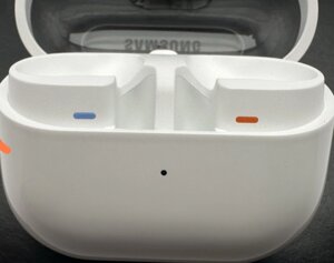 Наушники Samsung Galaxy Buds 3 Pro.