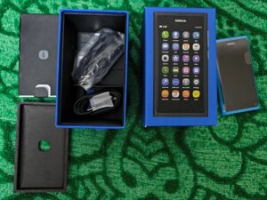 Новий Nokia N9 Оригінал