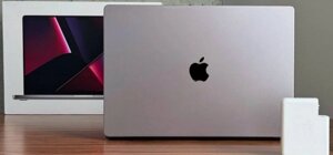 Ноутбук: Apple MacBook Pro 16" M2 PRO 16Gb. 512Gb. SSD/20 Циклів заряду.
