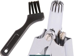 Тример для гоління та задолення волосся з носа.