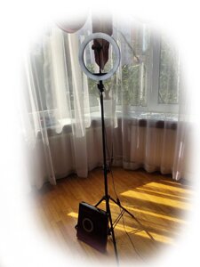 Яскрава кільцева лампа + штатив 2 метри! Для фото та відео. Для блогу.