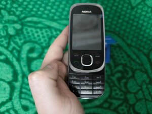 Новий телефон Nokia 7230 Слайдер