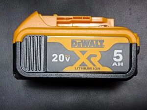 Акумулятор DEWALT 20V 5Ah Lithium ion NEW!