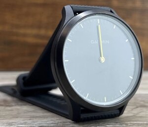 Смарт-Часи: Garmin Vivomove HR з пульсометром.
