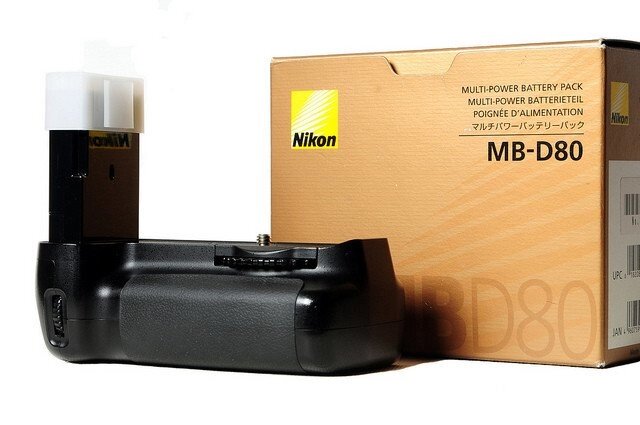 Акумуляторна батарея (бустер) MB-D80 для NIKON D90, D80 від компанії Інтернет-магазин "Бленда-Шоп" - фото 1