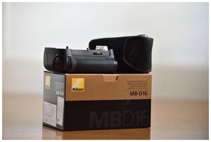 Акумуляторна батарея (бустер) MB-D16 для NIKON D750