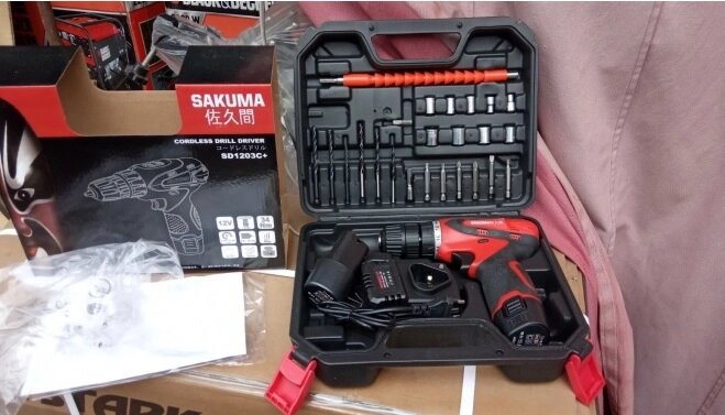 Акумуляторний шурупокрут SAKUMA SD1203 + (2 акб, валіза) від компанії Центр технічних рішень - фото 1
