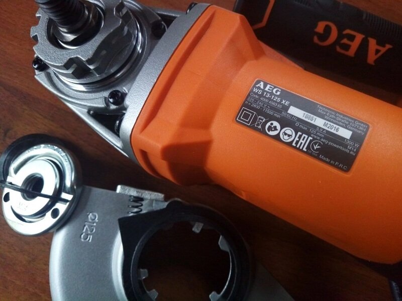Ушм aeg ws13 125. AEG шлифмашина угл ws13-125xe 4935451410. AEG WS 13. AEG WS 13-125 xe. AEG ws13-125xe запчасти.