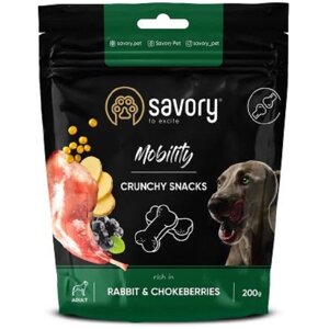 Ласощі для собак Nobility Crunchy Snacks для здоров'я кісток та суглобів з кроликом та чорноплідною горобиною 200 г