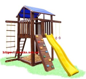 Дитячий ігровий майданчик з гойдалкою і кільцями