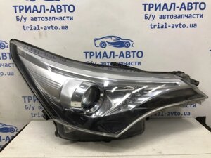 Фара права галоген Рестайлінг Toyota Avensis 2009-2018 81130-05390 (Арт. 30609