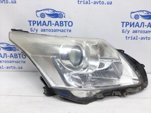 Фара права Toyota Avensis 2009-2018 8113005312 (Арт. 28578)