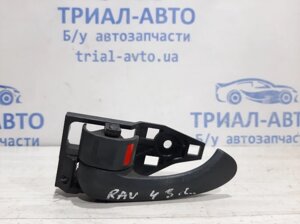 Ручка дверей внутрішня задня ліва Toyota RAV 4 2005-2012 6920633100B0 (Арт. 21963)