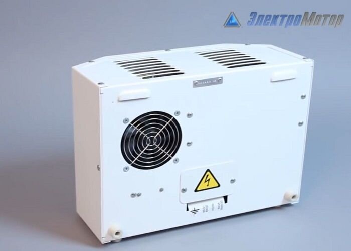 Стабилизатор напряжения Укртехнология НСН-5000 Norma