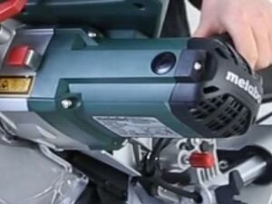 Торцовочная пила Metabo KGSV 216 M