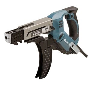 Шуруповерт Makita 6842