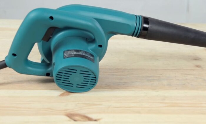 Воздуходувка-пылесос Makita UB 1103 Z