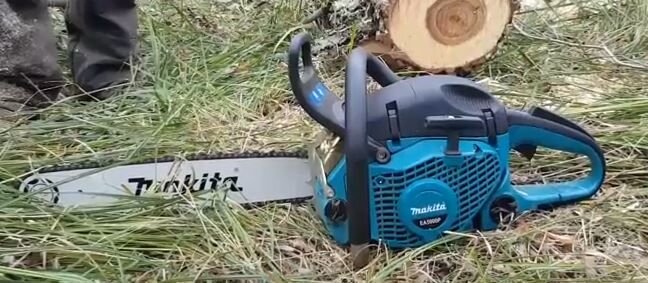 Бензопила цепная Makita DCS 6401