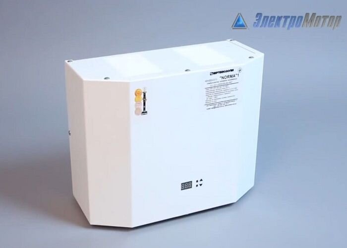 Стабилизатор напряжения Укртехнология НСН-5000 Norma