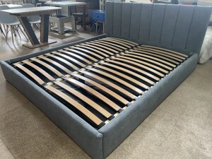 Ліжко м'яке у сірому кольорі 180*200 з підйомним механізмом