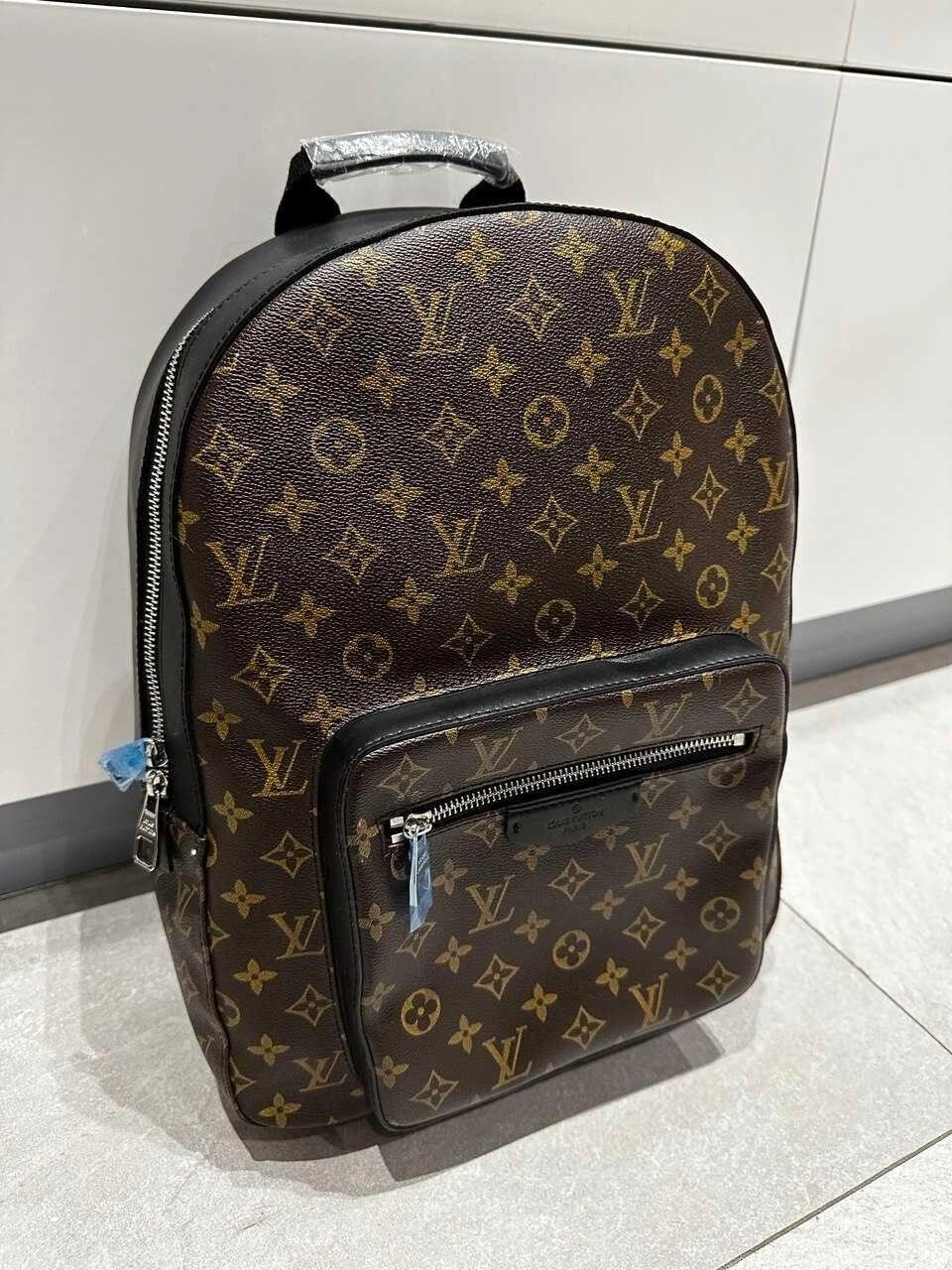 Чоловічий рюкзак Louis Vuitton JOSH від компанії Artiv - Інтернет-магазин - фото 1