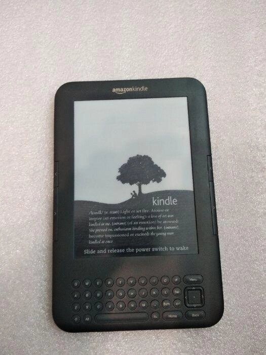 Електронна книжка Amazon Kindle 3 WiFi/3G. Рос/Укр прошивка Читає FB2 від компанії Artiv - Інтернет-магазин - фото 1