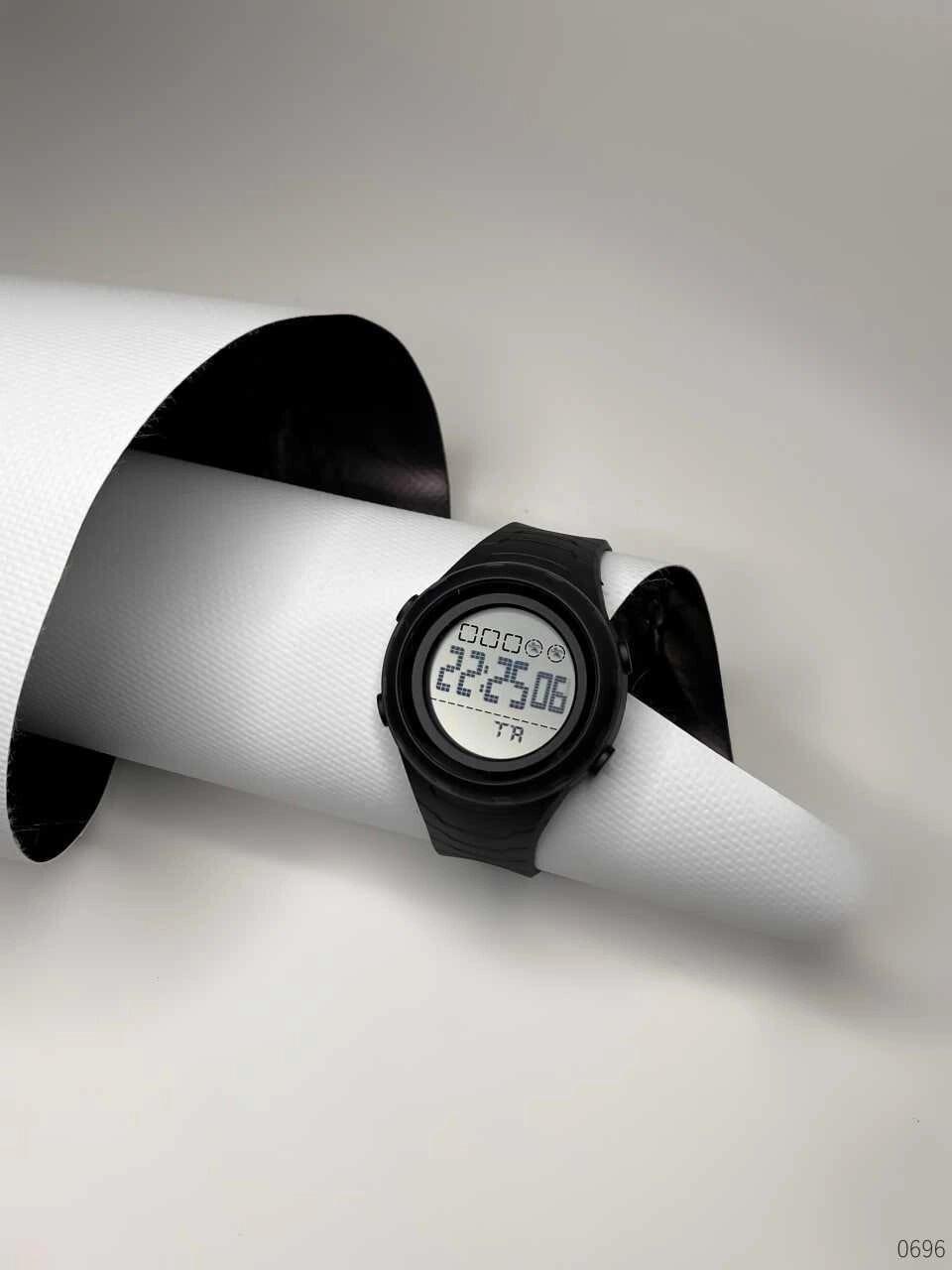 Годинники тактичні Skmei 1674 Більше 200 моделей годинників ТОП ПРОДАЖУ від компанії Artiv - Інтернет-магазин - фото 1