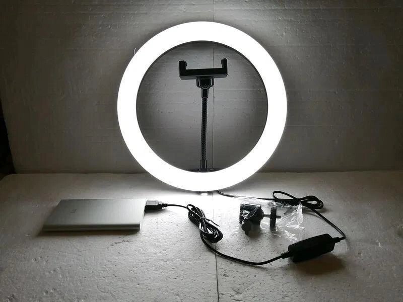 Кільцева лампа LED 30 см + штатив USB POWER ЗВЕТ ФОНАРЬ від компанії Artiv - Інтернет-магазин - фото 1