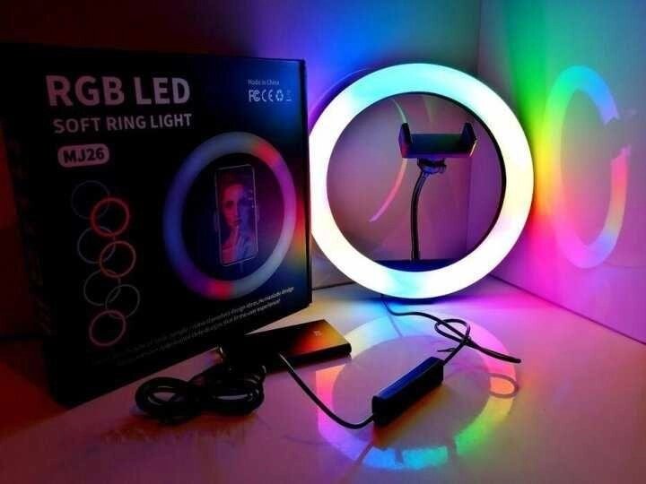 Кільцева лампа RGB 26 см. (різнокольорова) + тримач для телефону від компанії Artiv - Інтернет-магазин - фото 1