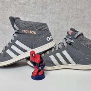 Кроссівки Adidas, р. 36, устілка 23см.