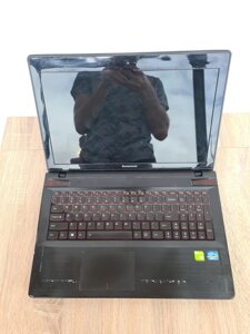 Lenovo ideapad Y500/ 15.6 FHD/i7-3630QM/SSD 256gb/GT 750M 2gb/11%