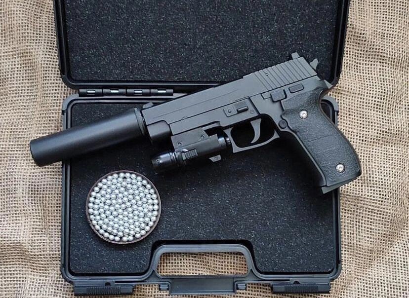 Металевий пістолет з лцу і глушником іграшковий G26M PRO на кульках від компанії Artiv - Інтернет-магазин - фото 1