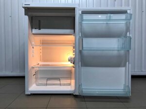 Холодильник з морозильною камерою для дачі з Німеччини Liebherr