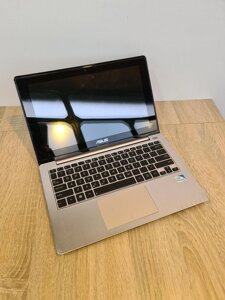 Asus VivoBook X202E/11.6/SSD 256Gb/4Gb DDR/Pentium Dual/Нова батарея