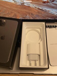 Блок адаптер 18W ват швидка зарядка з комплекту iPhone 11 Pro max