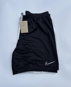 Nike essential shorts original нове адідас jordan