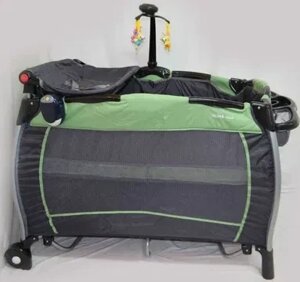 Манеж-кровать с пеленатором, прямоугольный с игровой каруселью