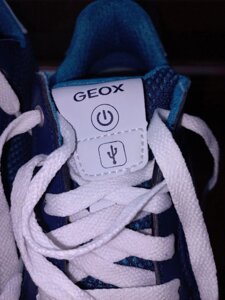 Нові кросівки, мокасіни, кеди туфлі для хлопчика фірма Geox 34 розмір