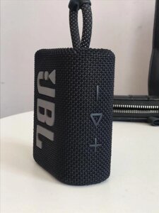 Вихідний стовпець JBL GO3