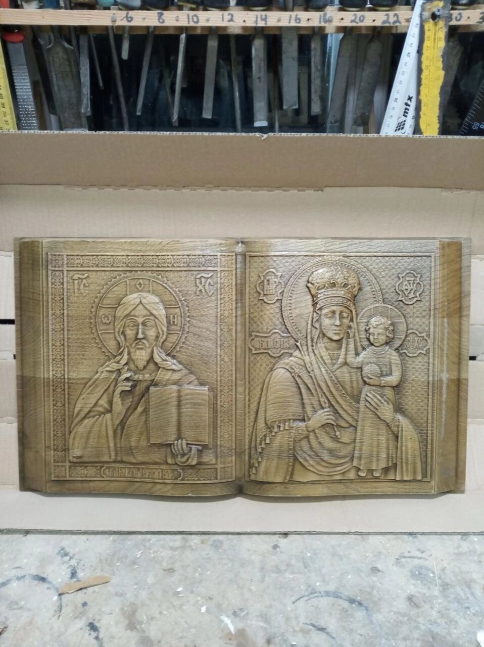 Продам картина-панно Книга Ісус і Мати Божа від компанії Artiv - Інтернет-магазин - фото 1