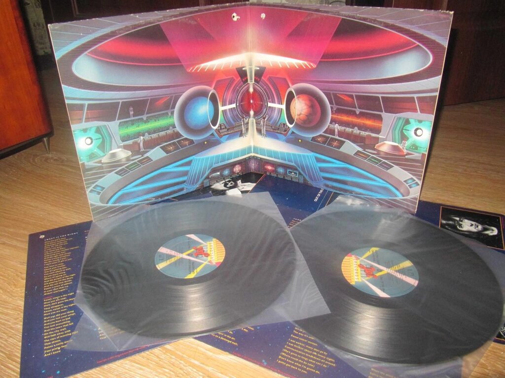 Вініловий Альбом Electric Light Orchestra - Out Of The Blue - 1977 від компанії Artiv - Інтернет-магазин - фото 1