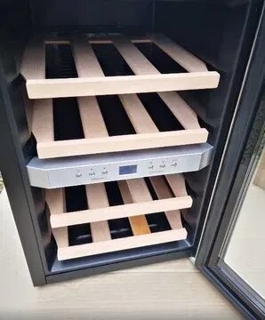 Винна шафа холодильник для вина Klarstein Reserva 34 л 12 пляшок від компанії Artiv - Інтернет-магазин - фото 1