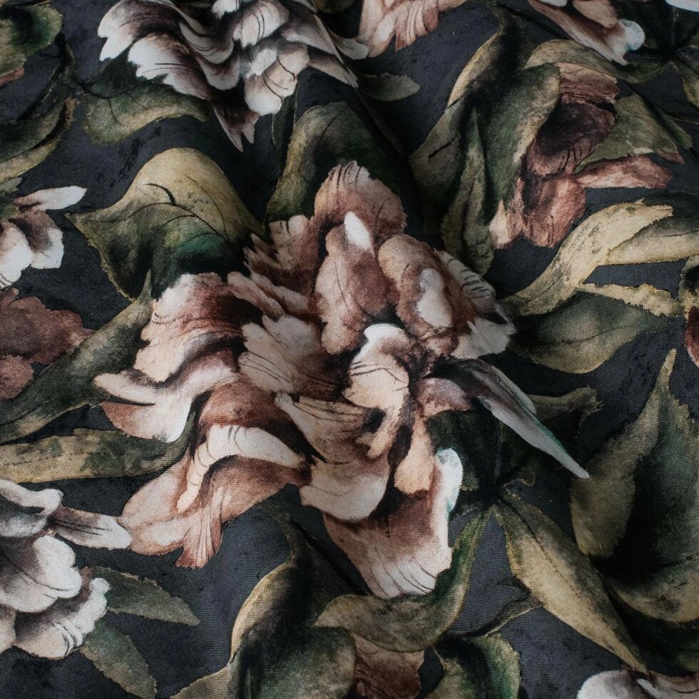 Декоративна тканина коричневі квіти з листям на зеленому тлі Іспанія 87872v6 від компанії Салон штор Arsian Textile - фото 1