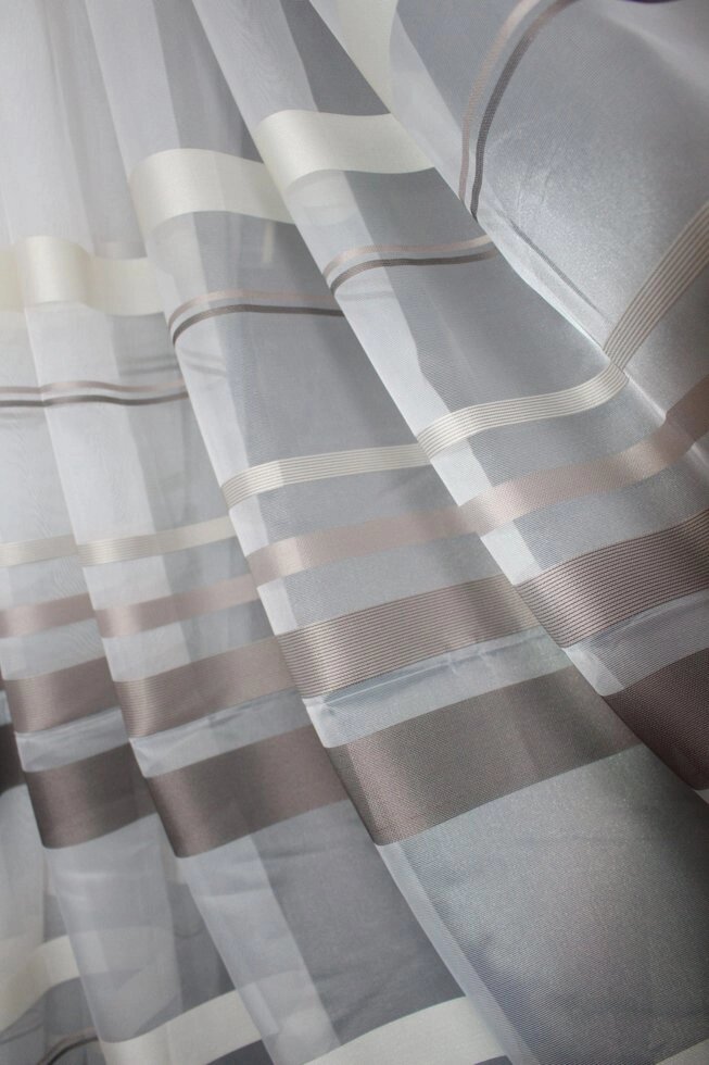 Коричневая полоска на микросетке для детской, спальни, зала від компанії Салон штор Arsian Textile - фото 1